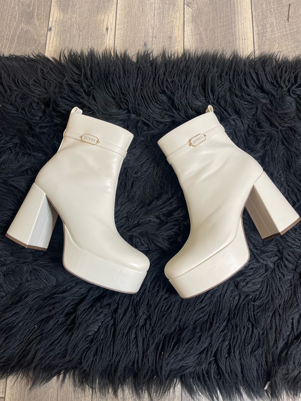 Guess Cream Platform Ankle Boots